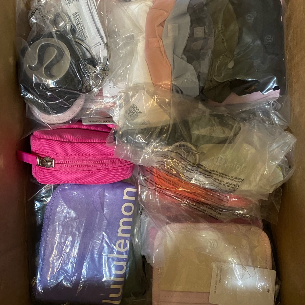 lululemon athletica assorted colorful key & card holders - Picture 7 of 16